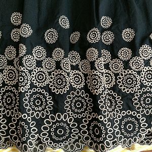 Sweet embroidered skirt